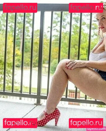 deesiren Onlyfans Photo Gallery 