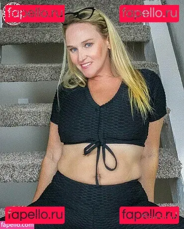 deesiren Onlyfans Photo Gallery 
