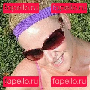 deesiren Onlyfans Photo Gallery 