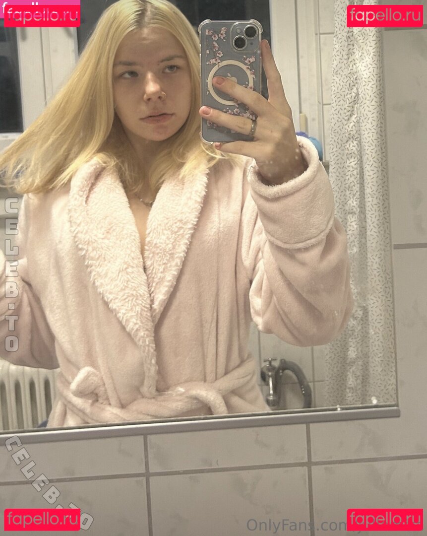 Julia Mira Nude Onlyfans Photo 19