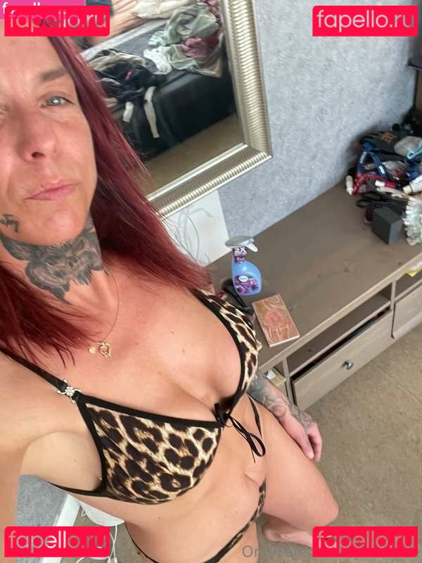 Yvonne Nude Onlyfans Photo 4