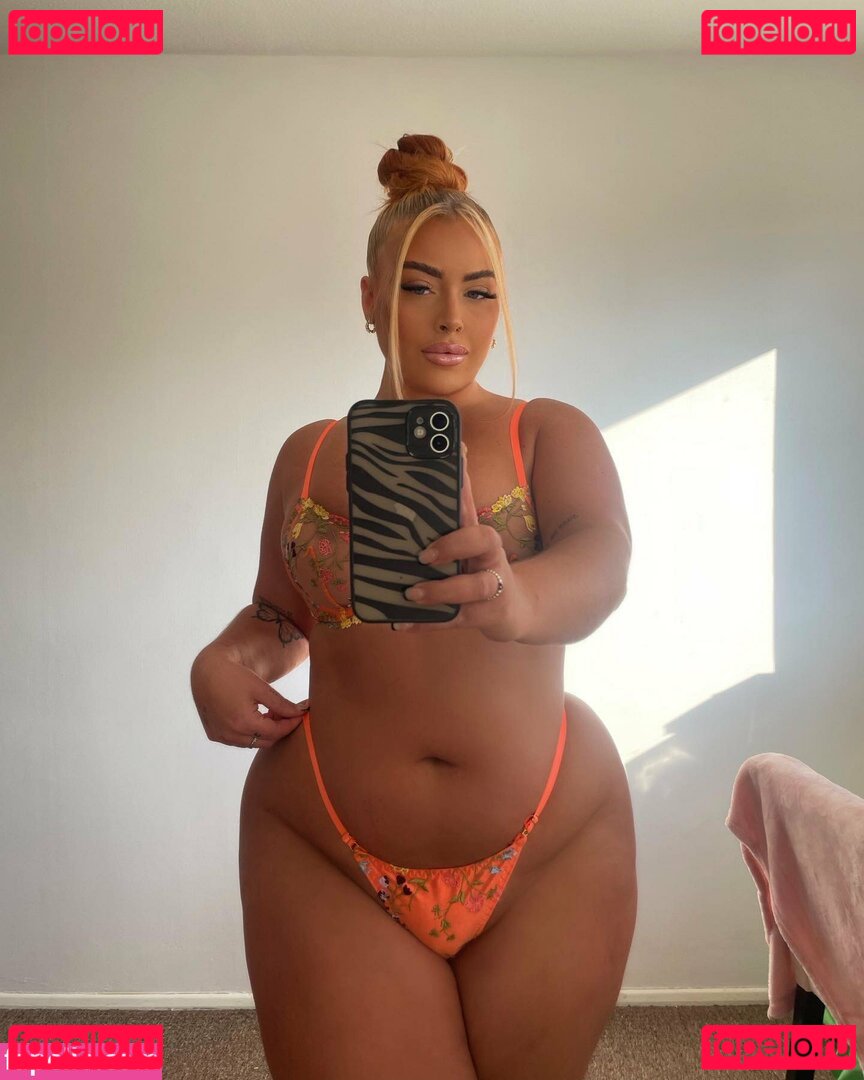 Libby Stokes Nude Onlyfans Photo 15