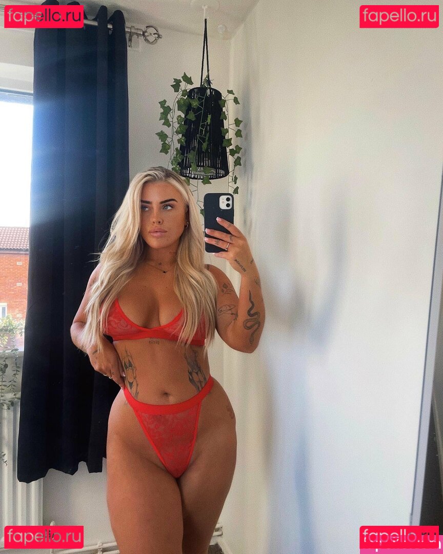 Libby Stokes Nude Onlyfans Photo 9