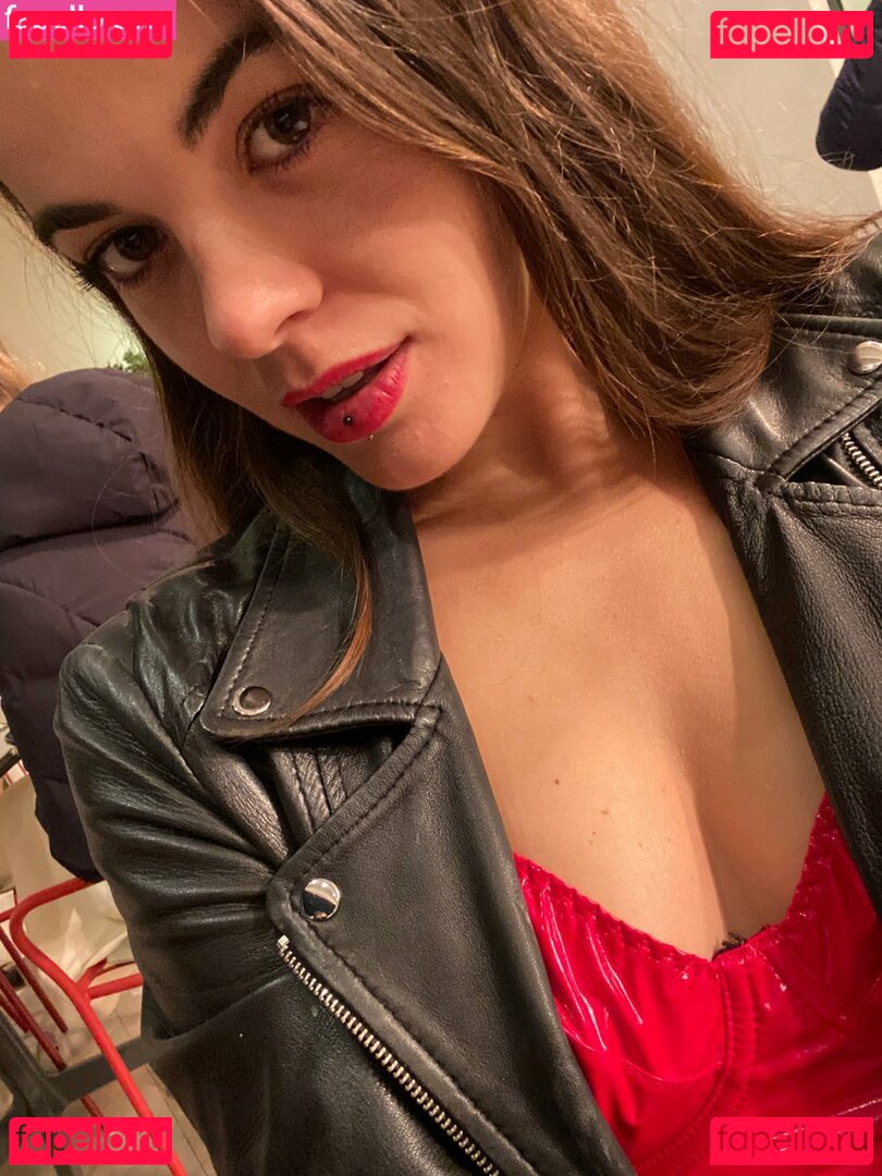 Dana Nomad Nude Onlyfans Photo 8