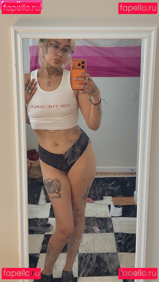 Pain Soup Nude Onlyfans Photo 7