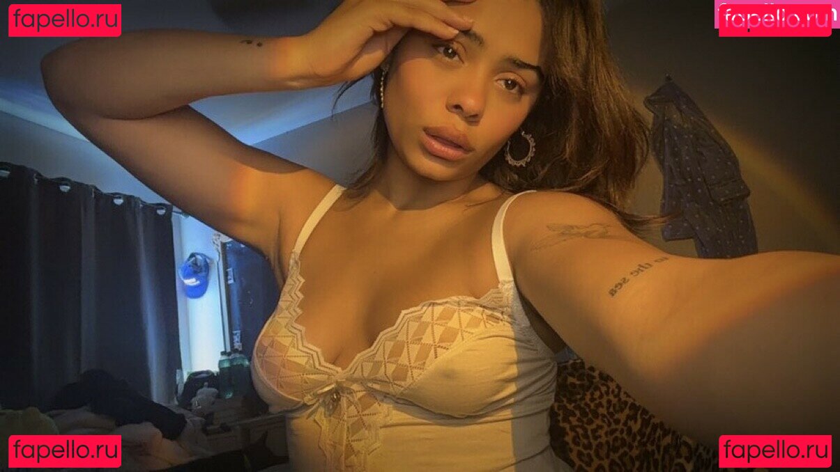 Laila Lawrence Nude Onlyfans Photo 4