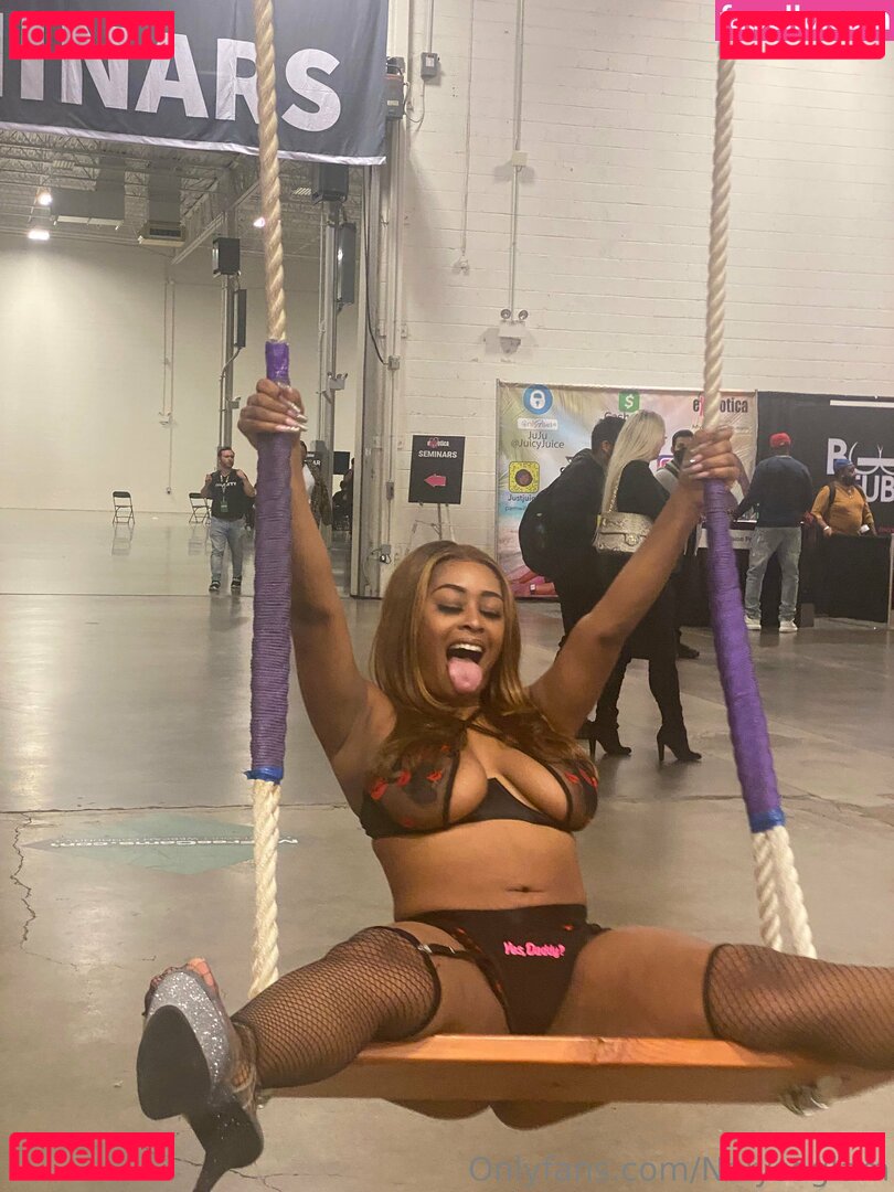 naiysoglamfree Nude Onlyfans Photo 9