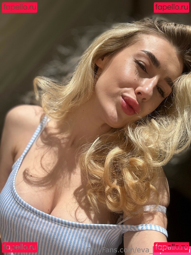 Eva Amelia Nude Onlyfans Photo 15
