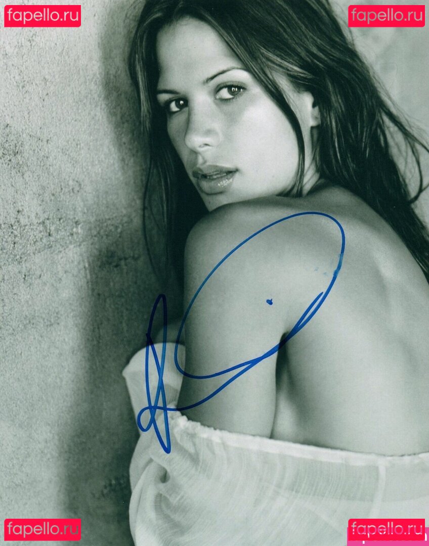 Rhona Mitra Nude Onlyfans Photo 24