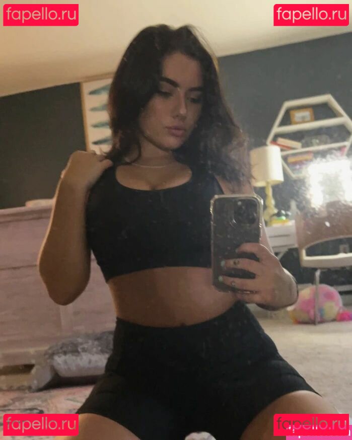 Olivia Boeyink Nude Onlyfans Photo 24