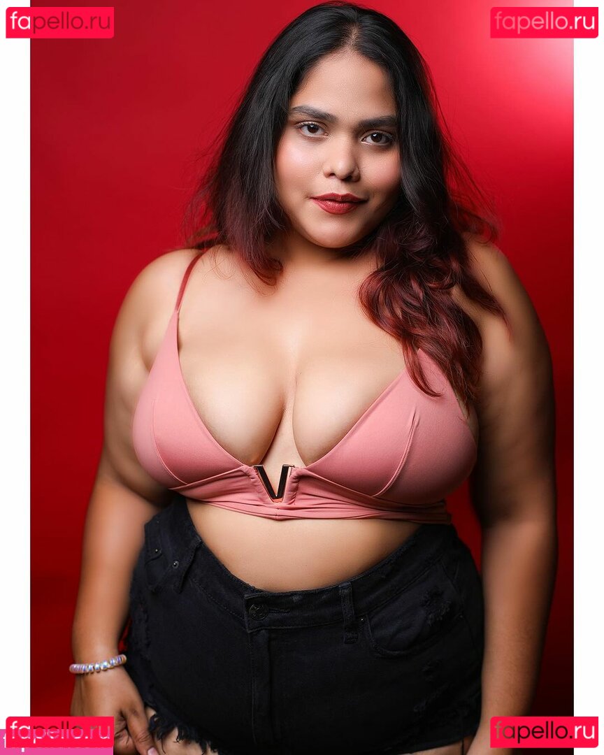 Fire Fly Nude Onlyfans Photo 26