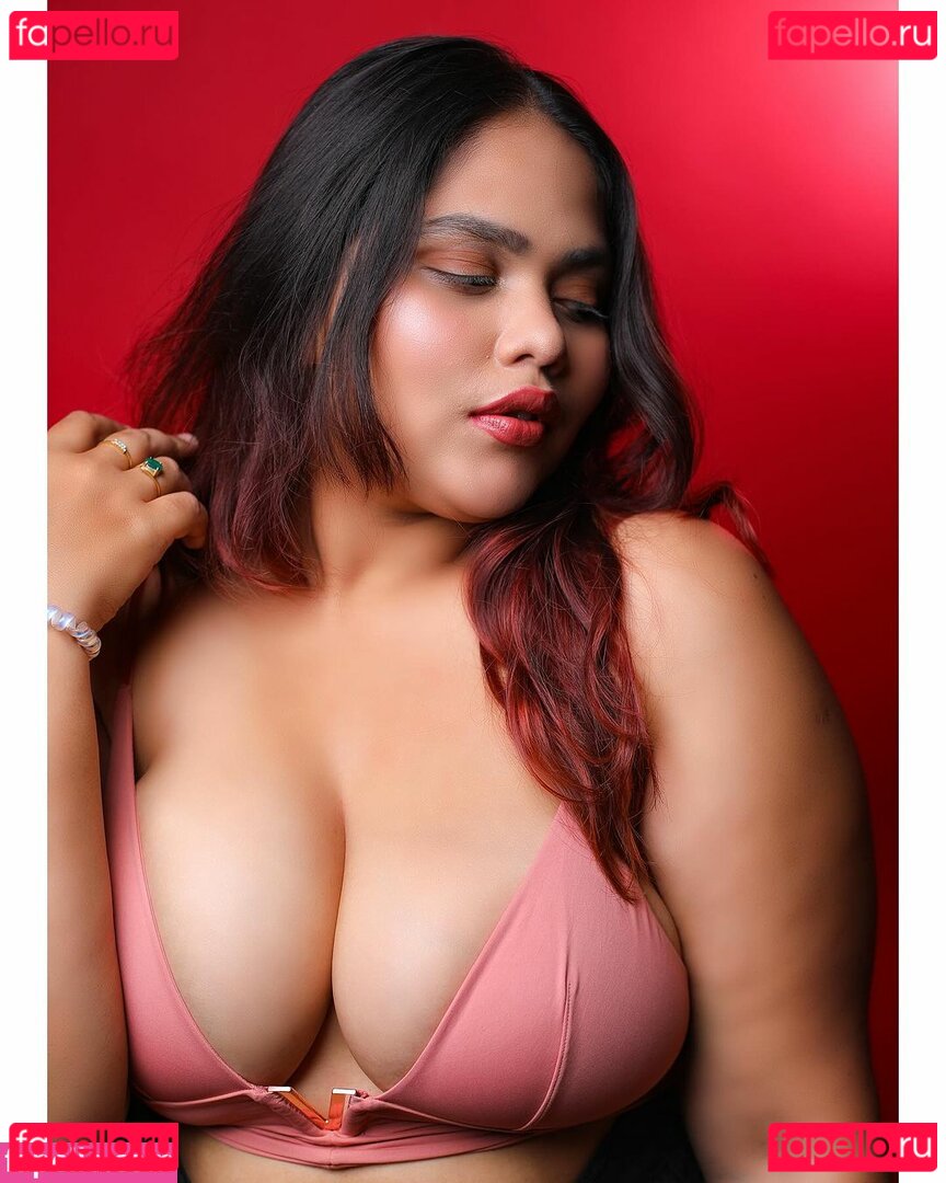 Fire Fly Nude Onlyfans Photo 23
