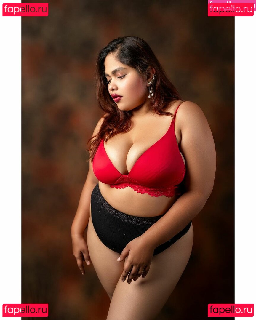 Fire Fly Nude Onlyfans Photo 22