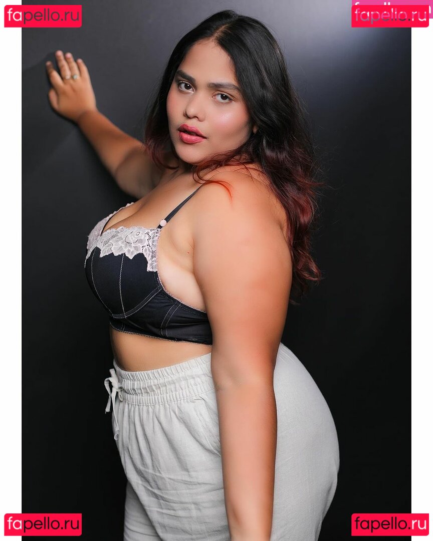 Fire Fly Nude Onlyfans Photo 18