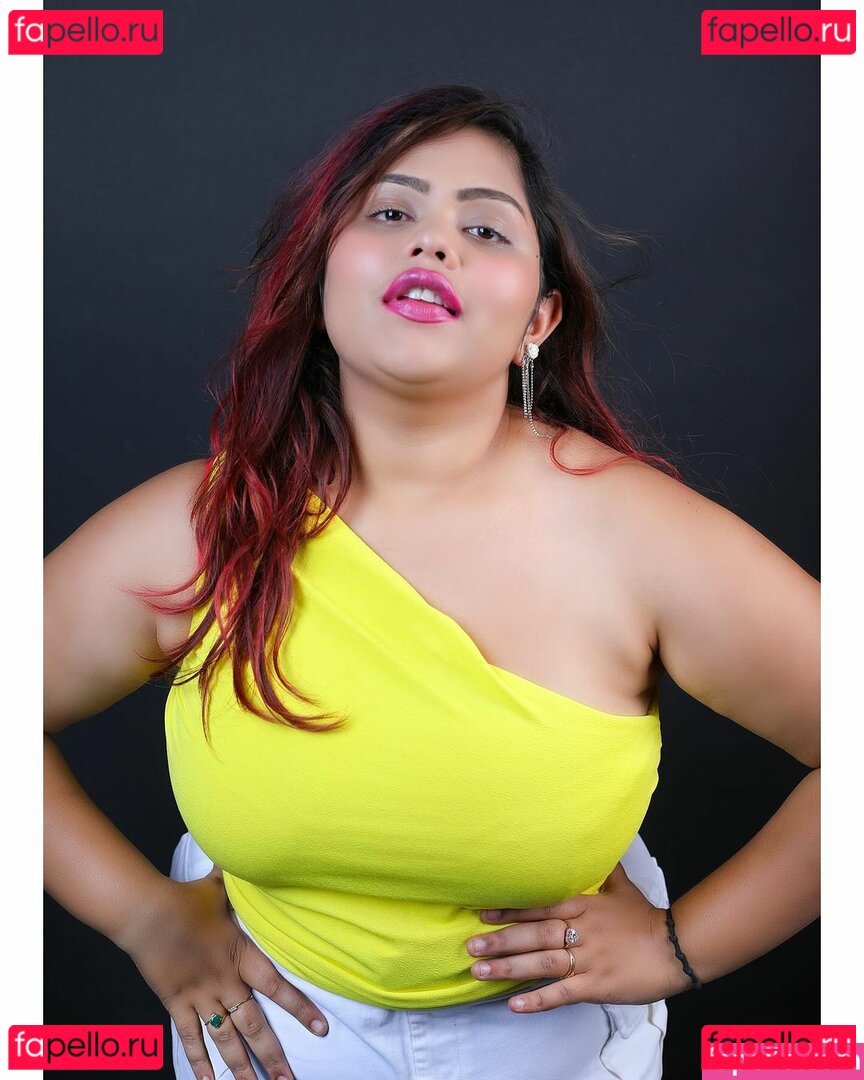 Fire Fly Nude Onlyfans Photo 16