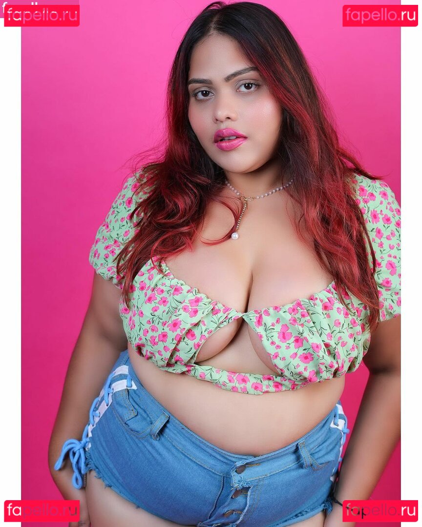 Fire Fly Nude Onlyfans Photo 15