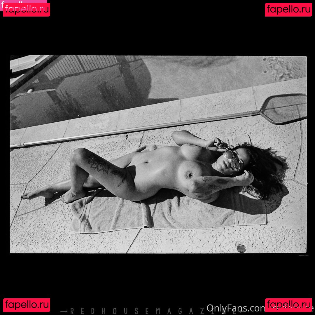 redhouse Nude Onlyfans Photo 17