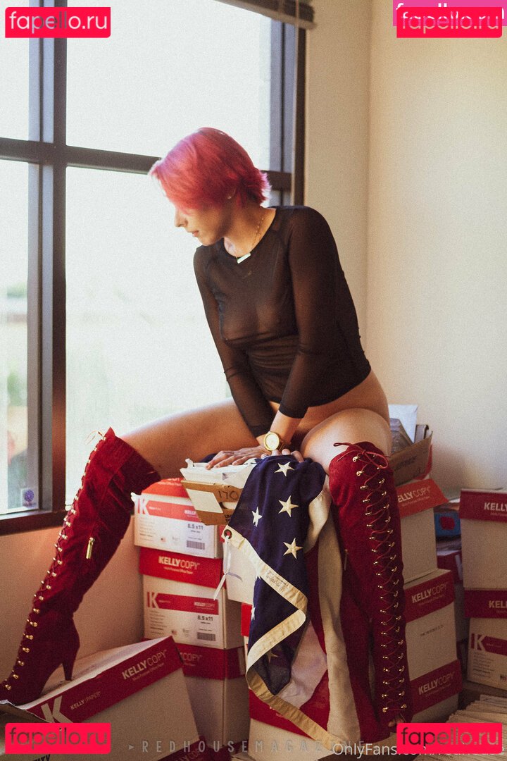 redhouse Nude Onlyfans Photo 5