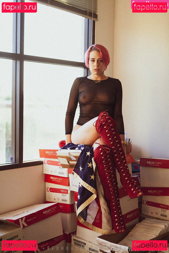 redhouse Nude Onlyfans Photo 4