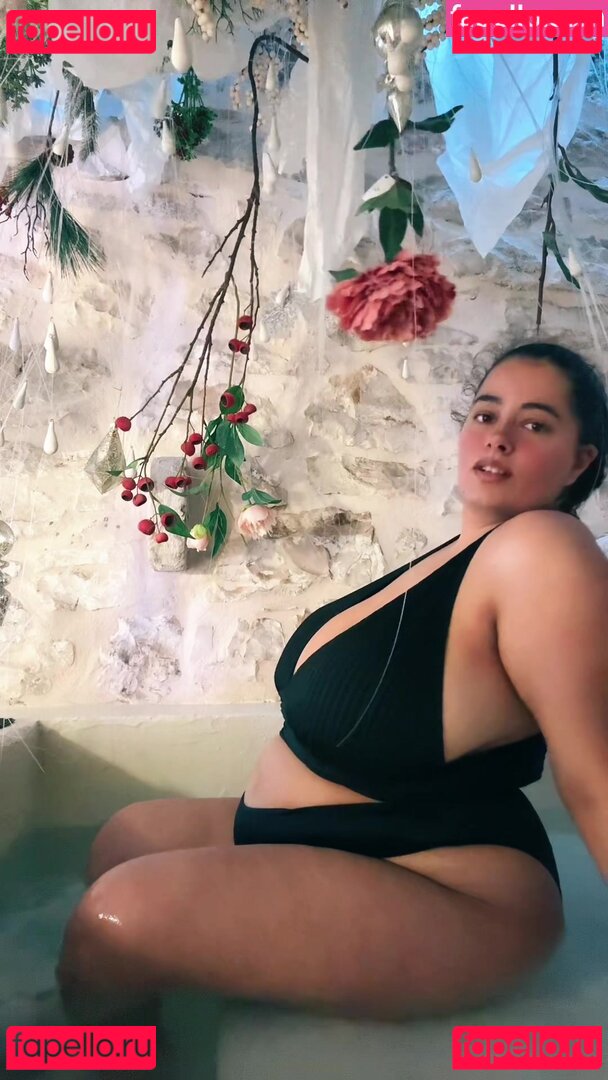 Soles Rodriguez Nude Onlyfans Photo 22