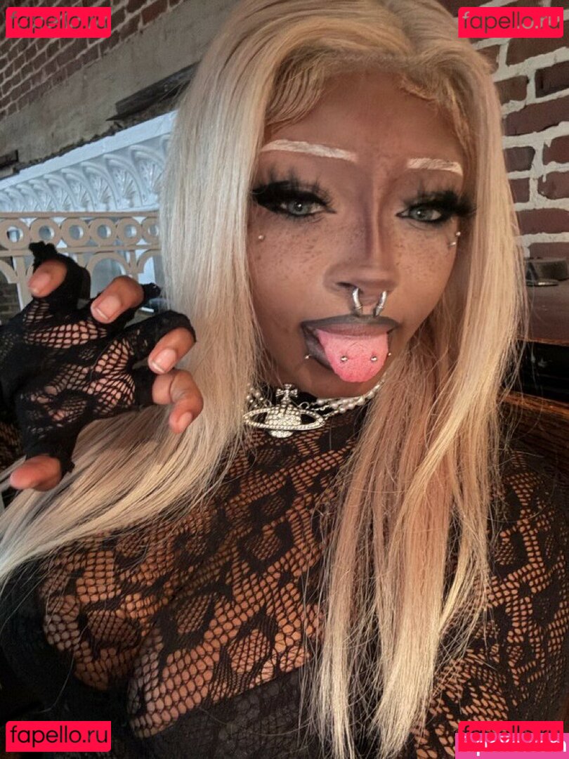 zeniaafterdark Nude Onlyfans Photo 19
