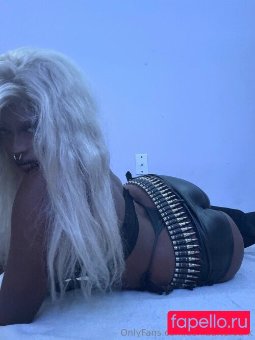 zeniaafterdark Nude Onlyfans Photo 11