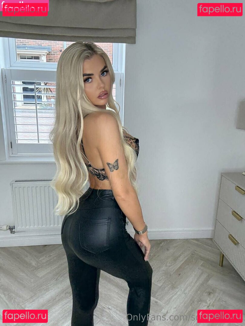 sophuncensored Nude Onlyfans Photo 4