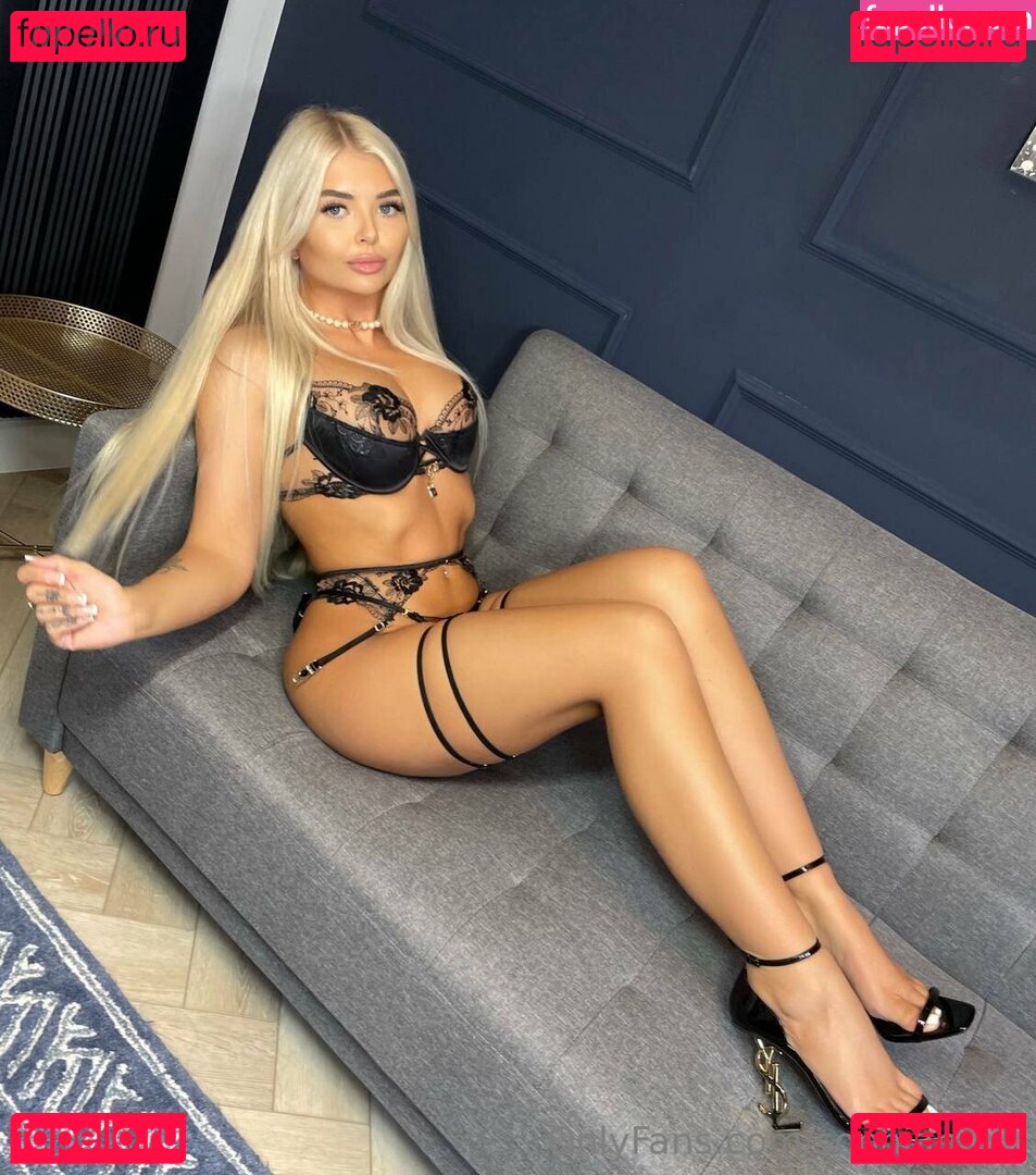sophuncensored Nude Onlyfans Photo 3
