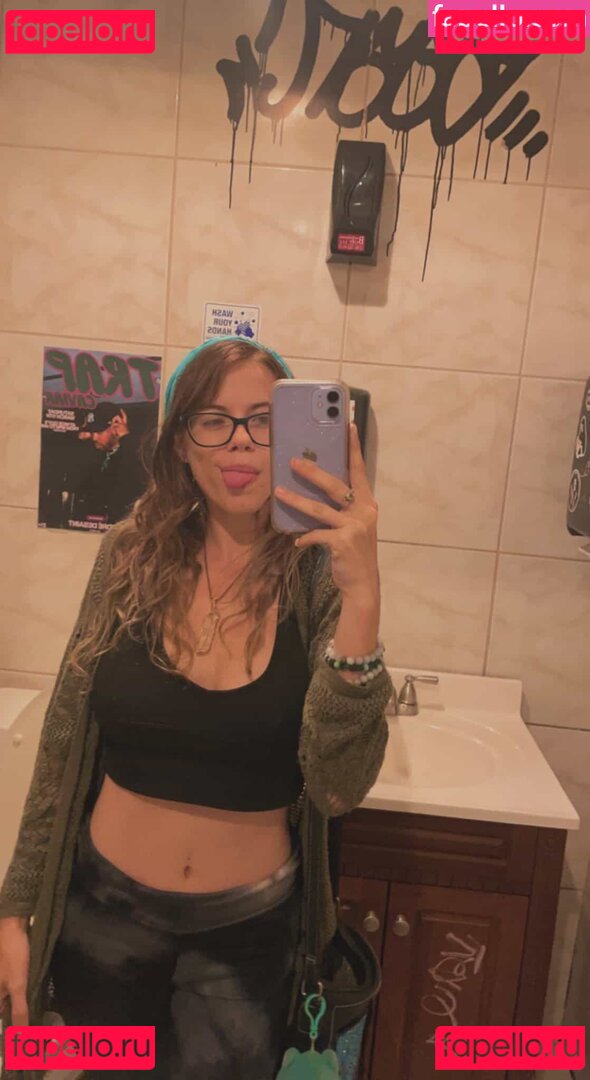 Erin Daugherty Nude Onlyfans Photo 31