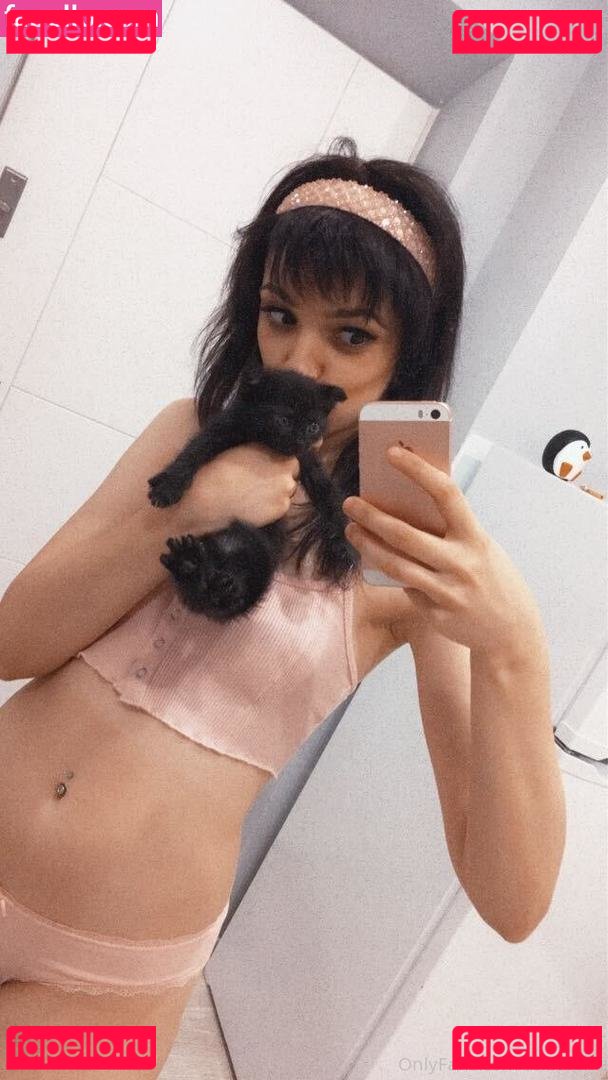 foxneeko Nude Onlyfans Photo 34