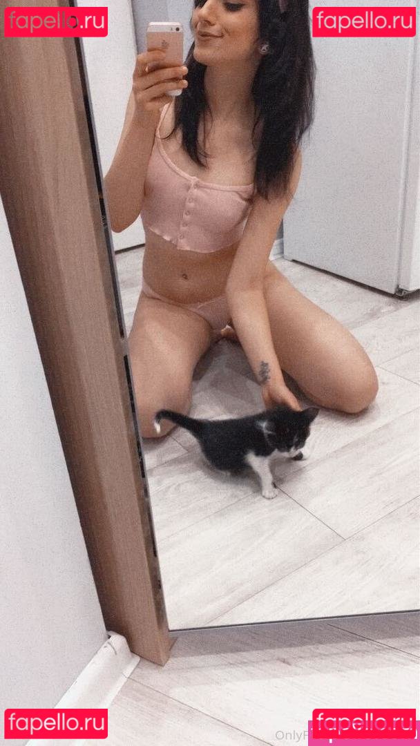 foxneeko Nude Onlyfans Photo 14