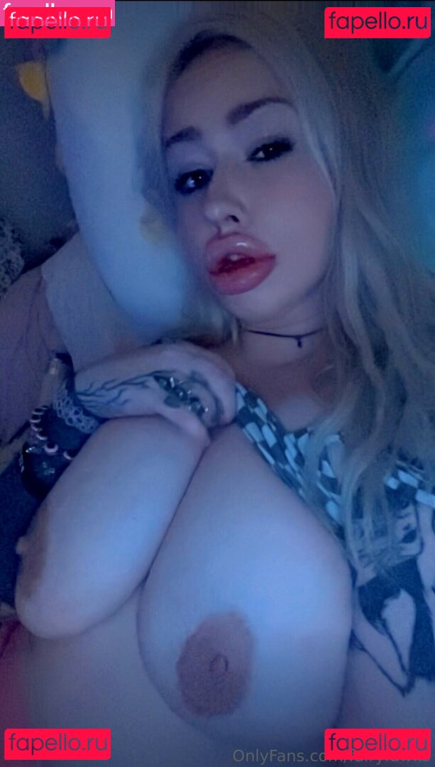 Sum.R Nude Onlyfans Photo 7
