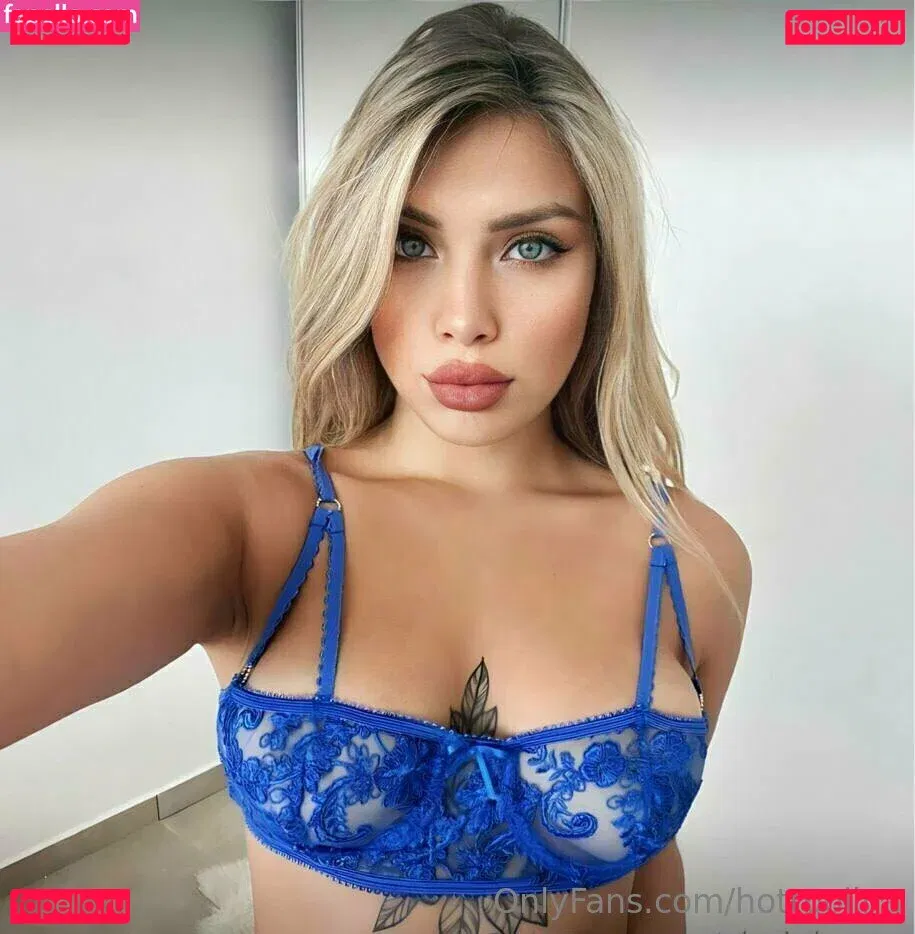 hottpolina Onlyfans Photo Gallery 