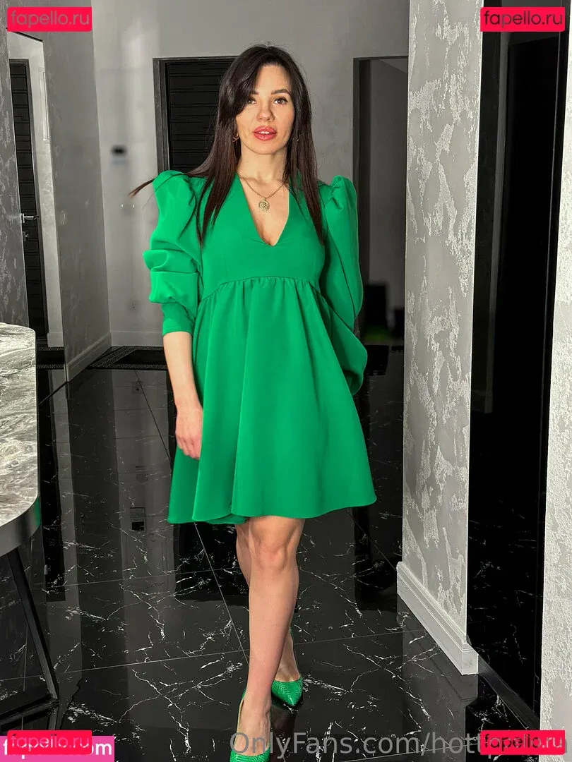 hottpolina Onlyfans Photo Gallery 