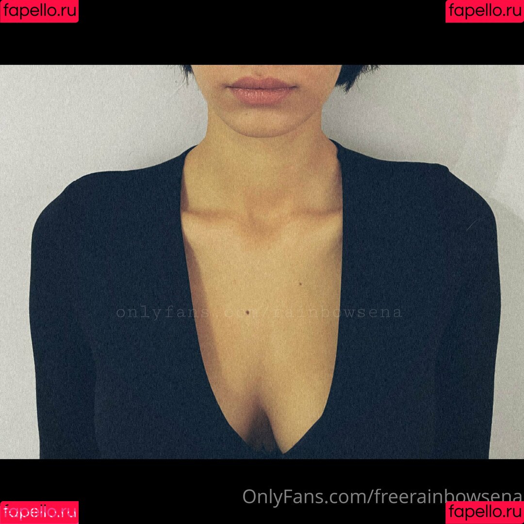 freerainbowsena Onlyfans Photo Gallery 