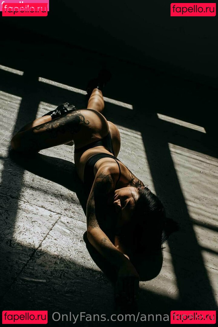 annapicasso Nude Onlyfans Photo 36