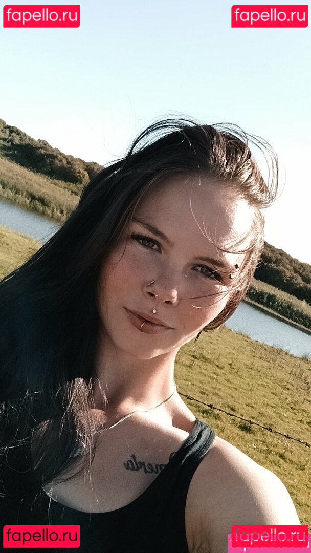 Sacha Carina Nude Onlyfans Photo 15