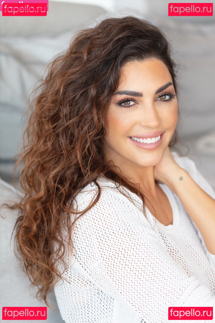 Yolanthe Cabau Nude Onlyfans Photo 18