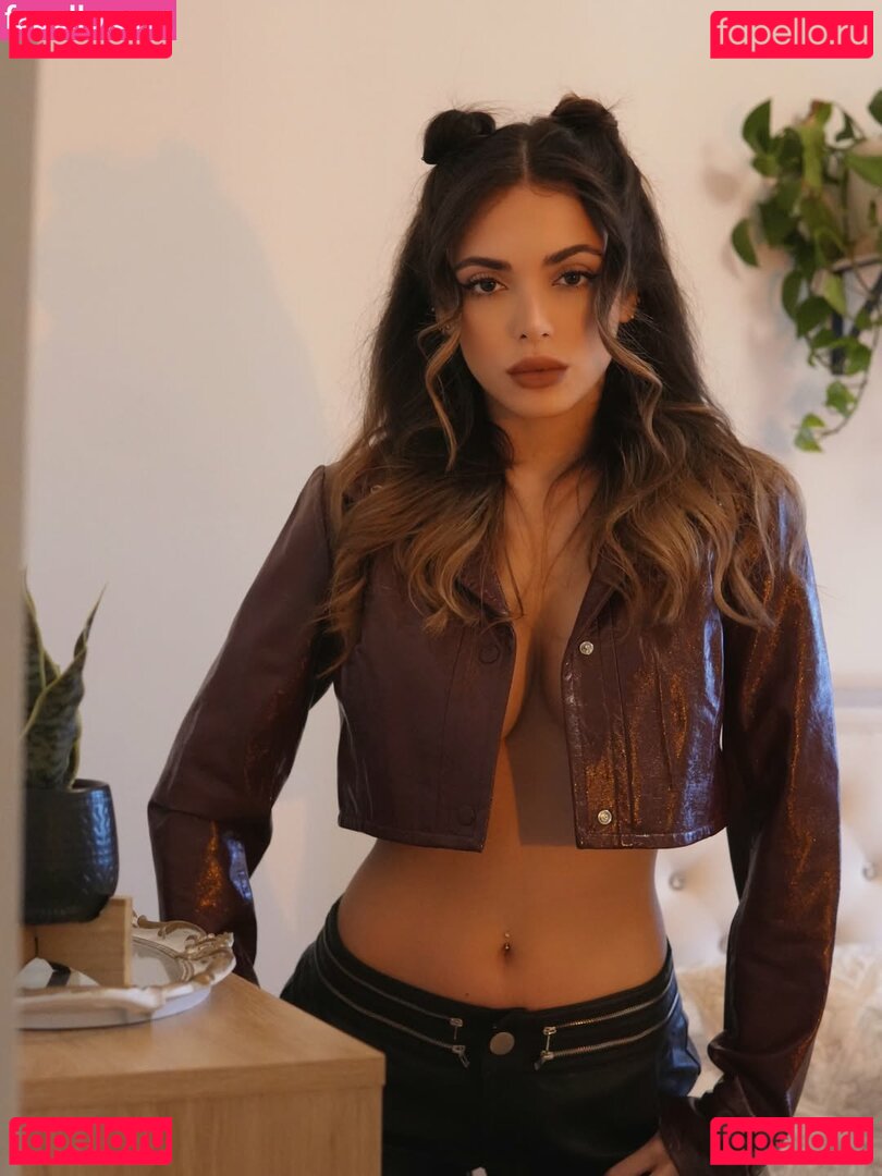 Cloe Greco Nude Onlyfans Photo 5