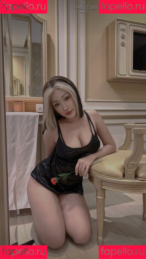 Lola Zieta Onlyfans Photo Gallery 