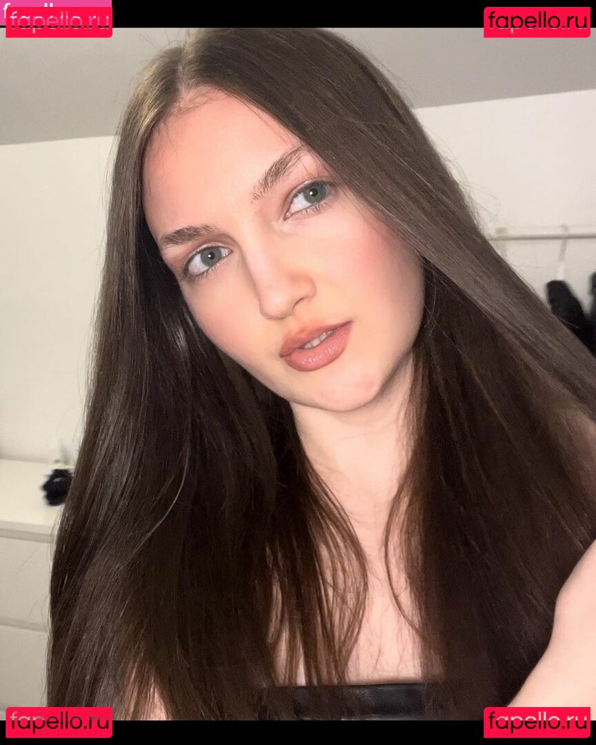 christinaenaa Nude Onlyfans Photo 9