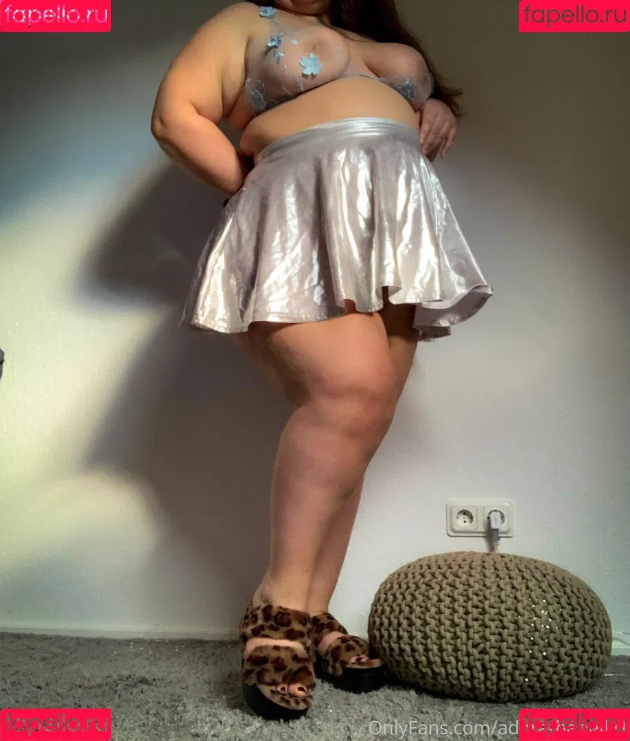 adorethebelly1 Onlyfans Photo Gallery 