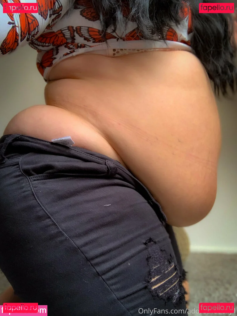adorethebelly1 Onlyfans Photo Gallery 