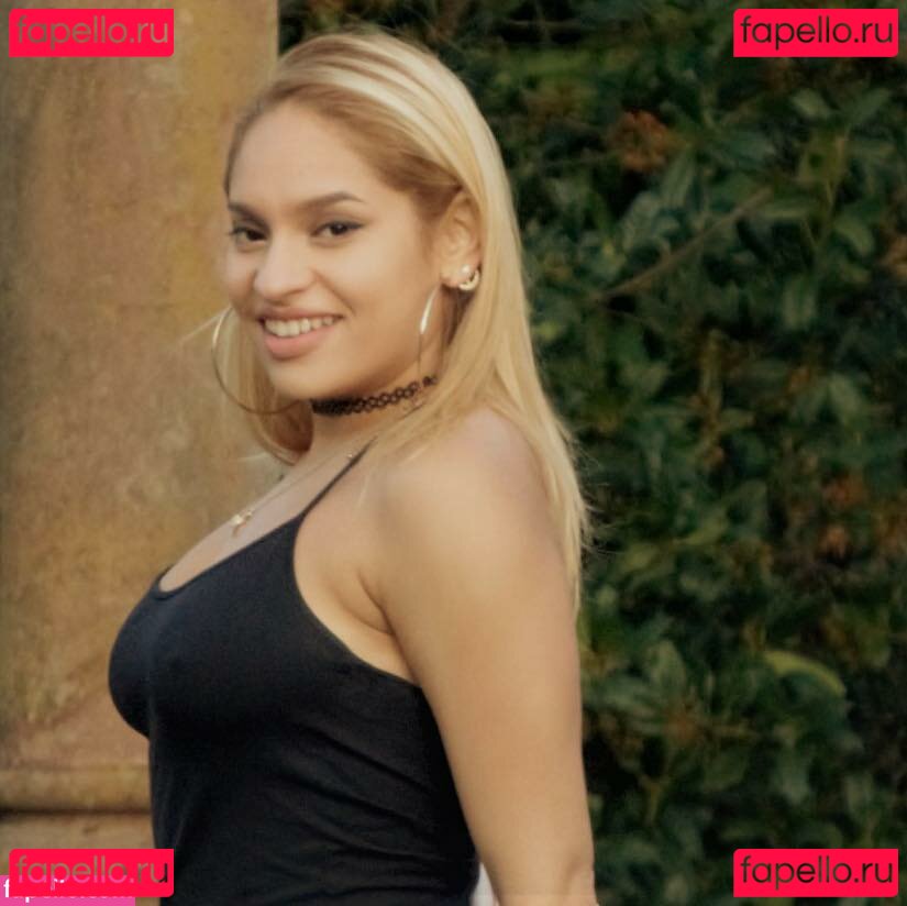 Waleska Herrera Nude Onlyfans Photo 5