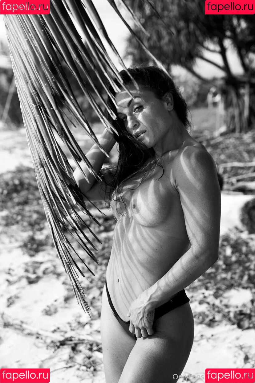 Tai Emery Onlyfans Photo Gallery 