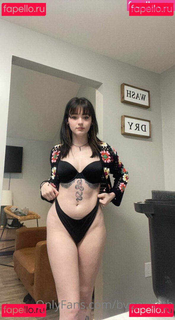 BvnnyBeth Nude Onlyfans Photo 15