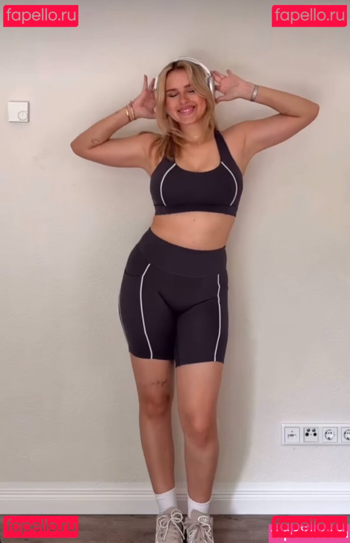 eyFreundin Nude Onlyfans Photo 34