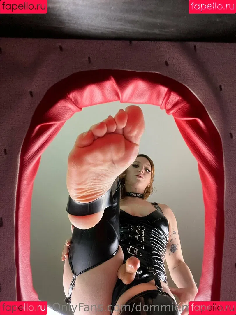dommiemommyy Onlyfans Photo Gallery 