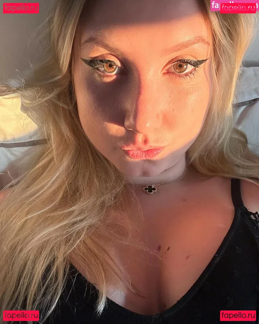 CherryGumms Onlyfans Photo Gallery 