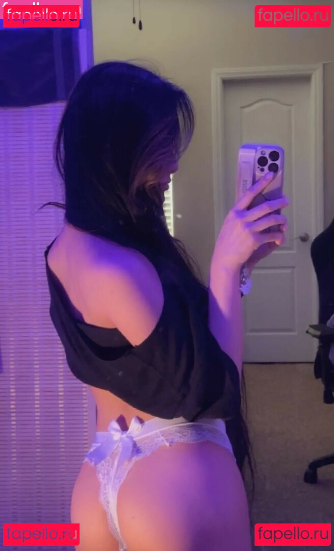 Irene Wong Nude Onlyfans Photo 41